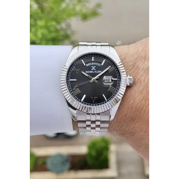 Daniel Klein DKISTE1125 Kadranı Siyah Kordonu Gümüş Renk Hediye Paketli Erkek Kol Saati
