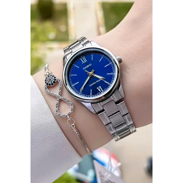 Casio CSISTE26 Kadranı Lacivert Kordonu Gümüş Renk Hediye Paketli Kadın Kol Saati