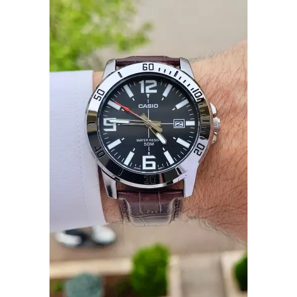Casio CSISTE10 Kasası Gümüş Kordonu Kahverengi Renk Hediye Paketli Erkek Kol Saati