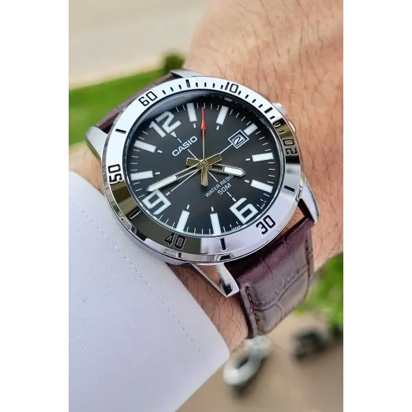 Casio CSISTE10 Kasası Gümüş Kordonu Kahverengi Renk Hediye Paketli Erkek Kol Saati