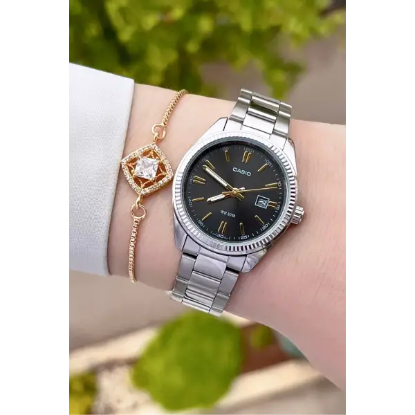 Casio CSISTE16 Kadranı Füme Kordonu Gümüş Renk Hediye Paketli Kadın Kol Saati