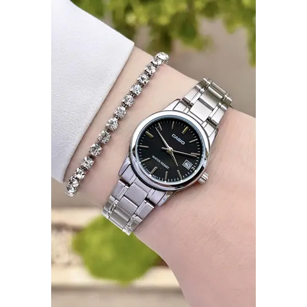 Casio CSISTE21 Kadranı Siyah Kordonu Gümüş Renk Hediye Paketli Kadın Kol Saati