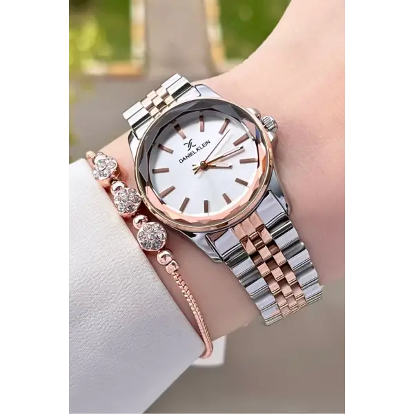 Daniel Klein DKISTE1185 Rose Gümüş Renk Hediye Paketli Kadın Kol Saati ve Bileklik