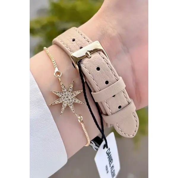 Daniel Klein DKISTE1212 Kasası Gold Kordonu Krem Renk Hediye Paketli Kadın Kol Saati ve Bileklik