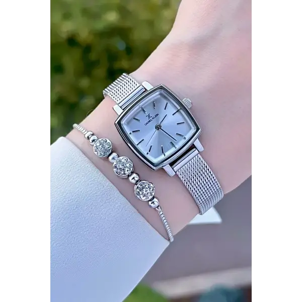 Daniel Klein DKISTE1218 Gümüş Renk Hediye Paketli Kadın Kadın Kol Saati ve Bileklik