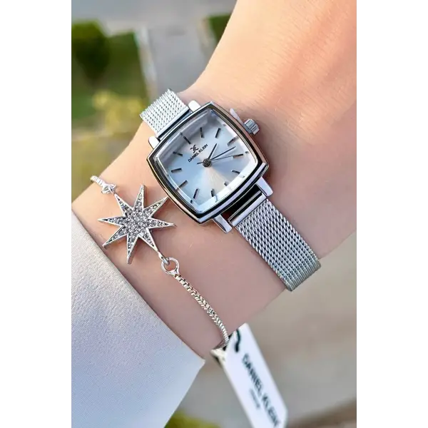 Daniel Klein DKISTE1218 Gümüş Renk Hediye Paketli Kadın Kadın Kol Saati ve Bileklik