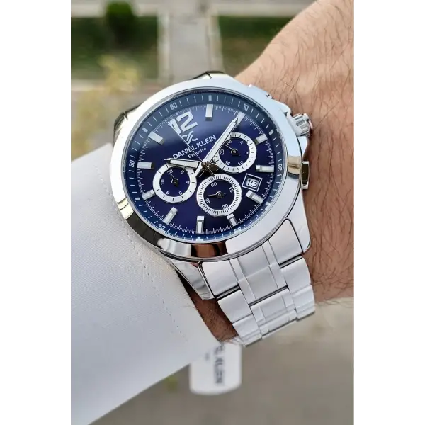 Daniel Klein DKISTE1235 Kadranı Lacivert Kordonu Gümüş Renk İç Göstergeleri Aktif Erkek Kol Saati
