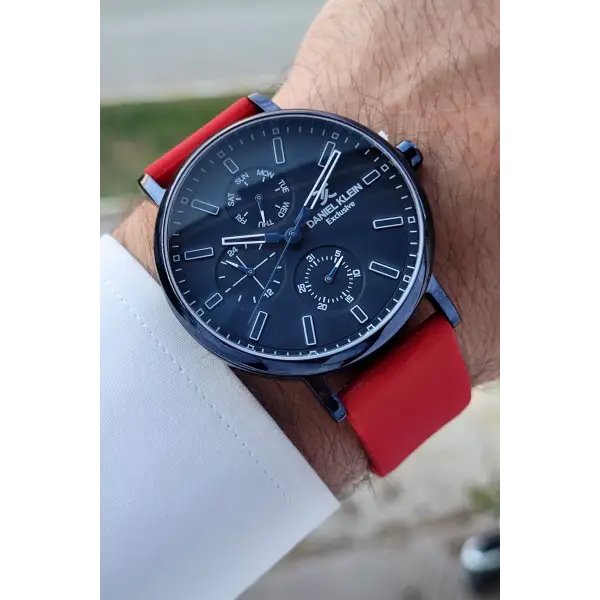 Daniel Klein DKISTE1272 Kasası Lacivert 4 Farklı Silikon Kordonlu İç Göstergeleri Aktif Hediye Paketli Erkek Kol Saati
