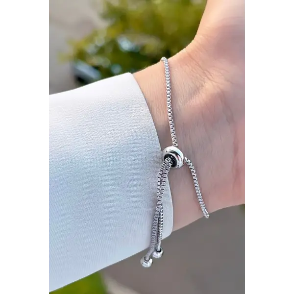 Gümüş Renk Kare Baget Hediye Paketli Bileklik