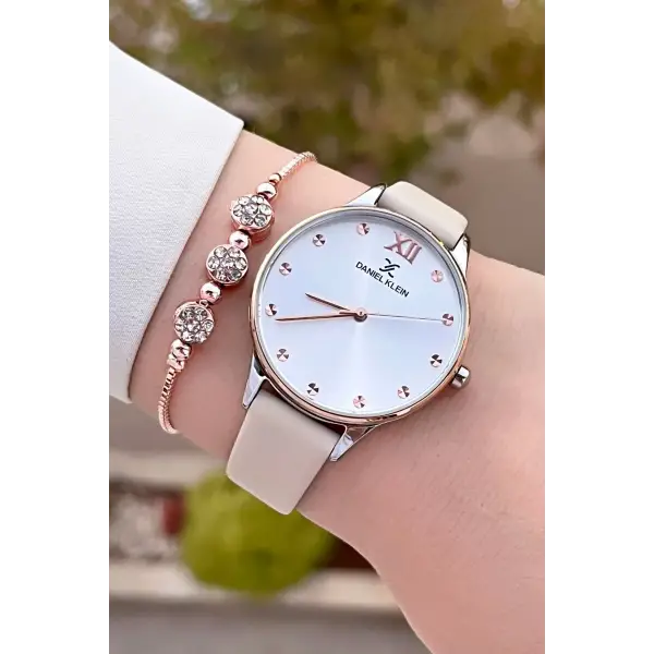 Daniel Klein DKISTE1328 Kasası Rose Gümüş Kordonu Krem Renk Hediye Paketli Kadın Kol Saati ve Bileklik