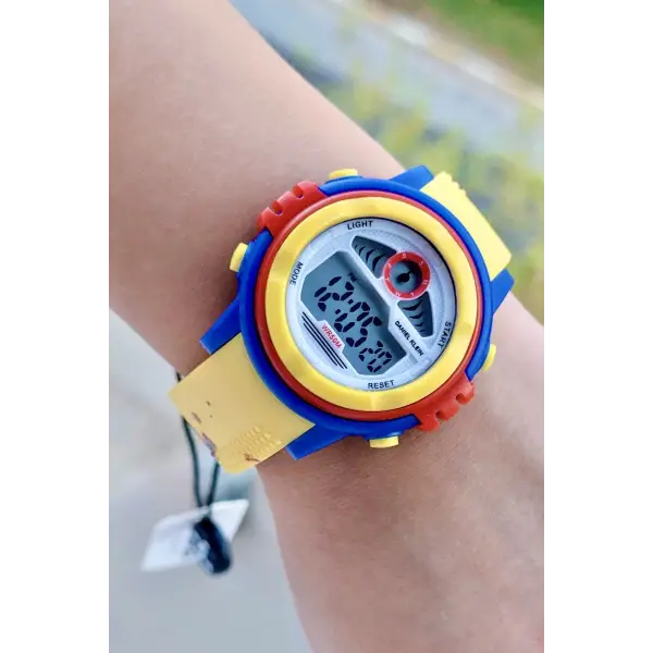 Daniel Klein DKISTE1364 Kasası Mavi Kordonu Sarı Renk 8 Farklı Işıklı Hediye Paketli 5 ATM Çocuk Kol Saati