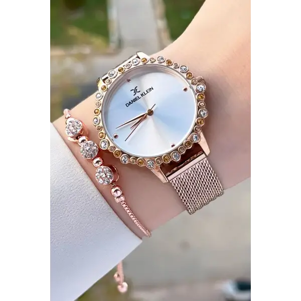 Daniel Klein DKISTE1411 Rose Renk Hediye Paketli Kadın Kol Saati Ve Bileklik