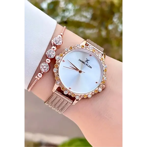 Daniel Klein DKISTE1411 Rose Renk Hediye Paketli Kadın Kol Saati Ve Bileklik