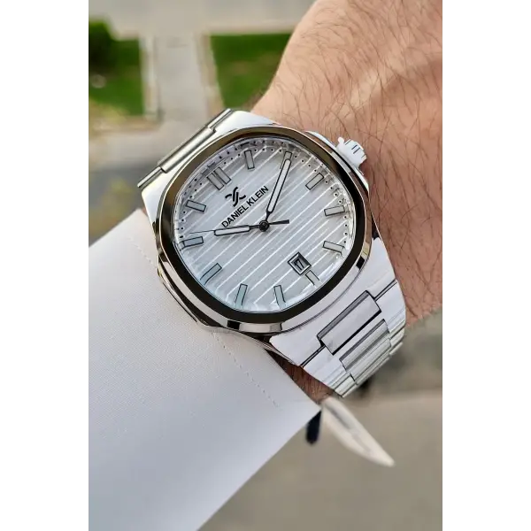 Daniel Klein DKISTE1399 Kadranı ve Kordonu Gümüş Renk Hediye Paketli Takvimli Erkek Kol Saati