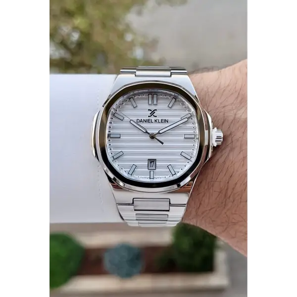 Daniel Klein DKISTE1399 Kadranı ve Kordonu Gümüş Renk Hediye Paketli Takvimli Erkek Kol Saati