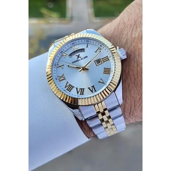 Daniel Klein DKISTE1398 Gold Gümüş Renk Takvim ve Gün Fonksiyonlu Hediye Paketli Erkek Kol Saati