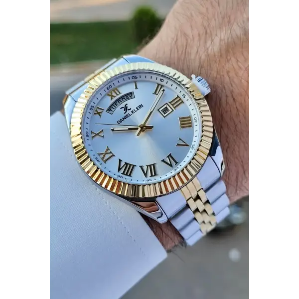 Daniel Klein DKISTE1398 Gold Gümüş Renk Takvim ve Gün Fonksiyonlu Hediye Paketli Erkek Kol Saati