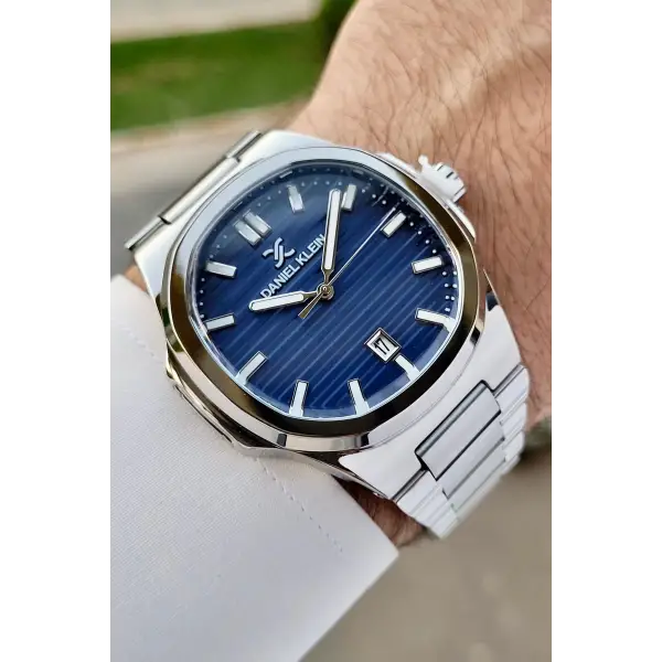 Daniel Klein DKISTE1393 Kadranı Lacivert Kordonu Gümüş Renk Hediye Paketli Takvimli Erkek Kol Saati