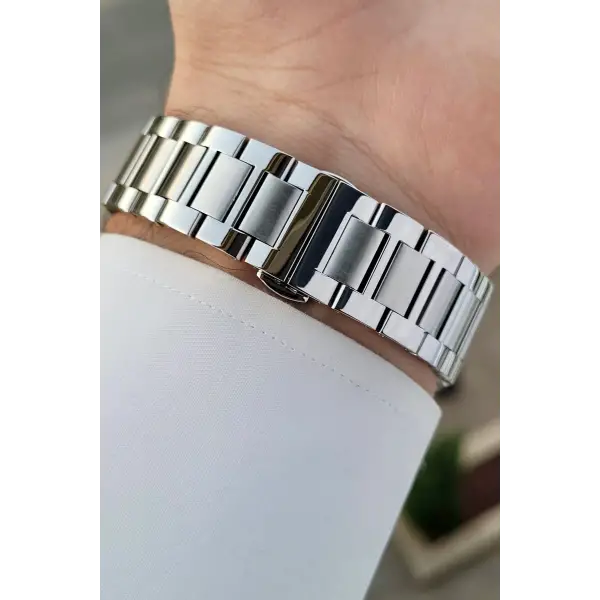 Daniel Klein DKISTE1393 Kadranı Lacivert Kordonu Gümüş Renk Hediye Paketli Takvimli Erkek Kol Saati