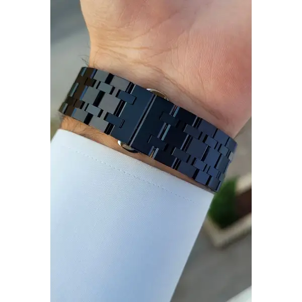 Daniel Klein DKISTE1389 Rakamları Gümüş Kordonu Siyah Renk Hediye Paketli Göstergeleri Aktif Erkek Kol Saati