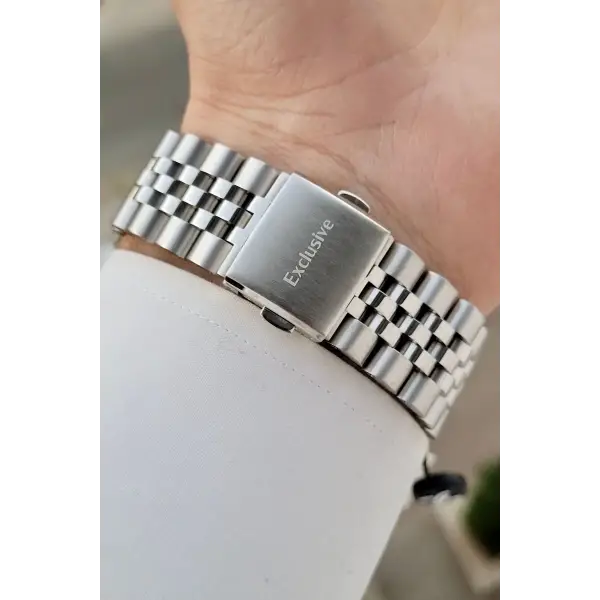 Daniel Klein DKISTE1434 Gümüş Renk Göstergeli Erkek Kol Saati