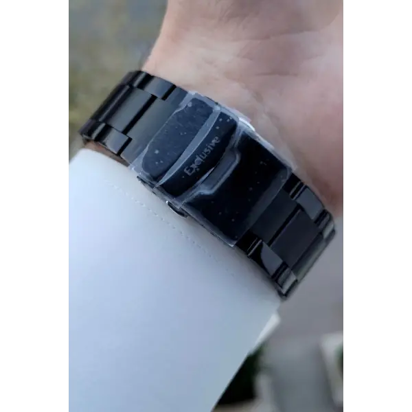 Daniel Klein DKISTE1437 Yazıları Gümüş Kordonu Siyah Renk Göstergeli Erkek Kol Saati