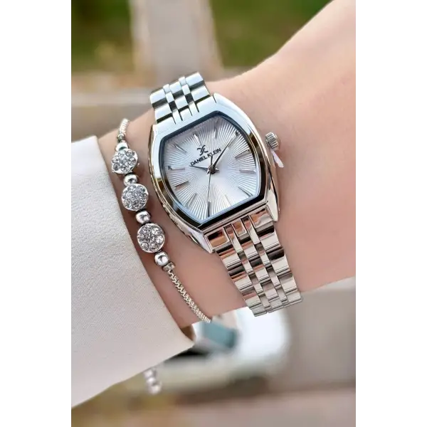 Daniel Klein DKISTE1478 Kadranı ve Kordonu Gümüş Renk Kadın Kol Saati ve Bileklik