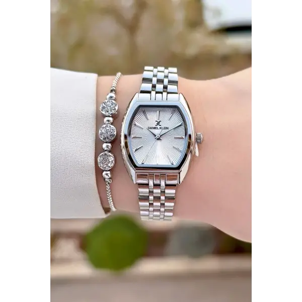 Daniel Klein DKISTE1478 Kadranı ve Kordonu Gümüş Renk Kadın Kol Saati ve Bileklik