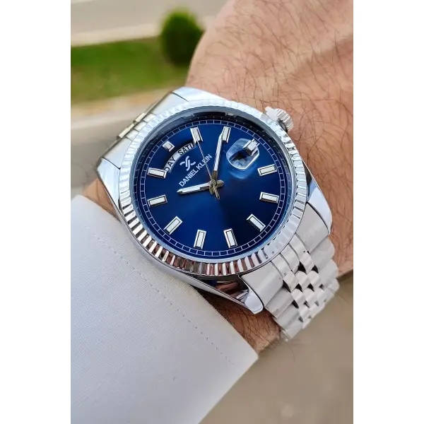 Daniel Klein DKISTE1458 Kadranı Lacivert Kordonu Gümüş Renk Fonksiyonlu Klipsli Erkek Kol Saati