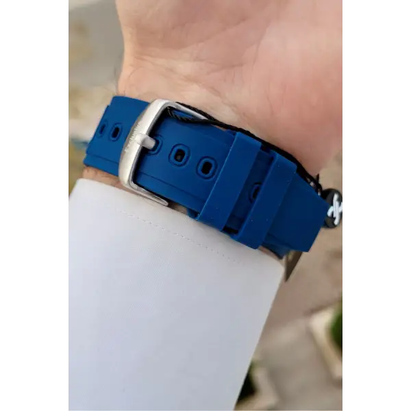 Daniel Klein DKISTE1472 Kasası Gümüş Kordonu Lacivert Renk İç Göstergeleri Aktif Erkek Kol Saati