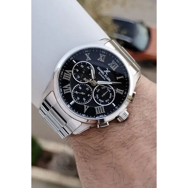 Daniel Klein DKISTE1528 Kadranı Siyah Kordonu Gümüş Renk 45 mm Erkek Kol Saati