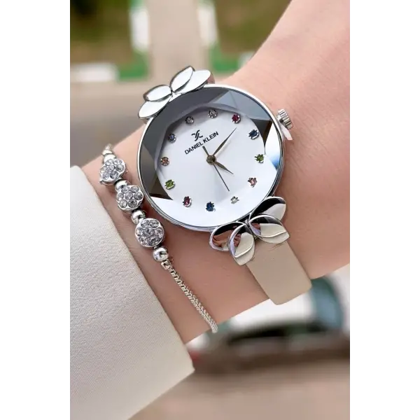 Daniel Klein DKISTE1535 Kasası Gümüş Kordonu Bej Renk Kadın Kol Saati Ve Bileklik