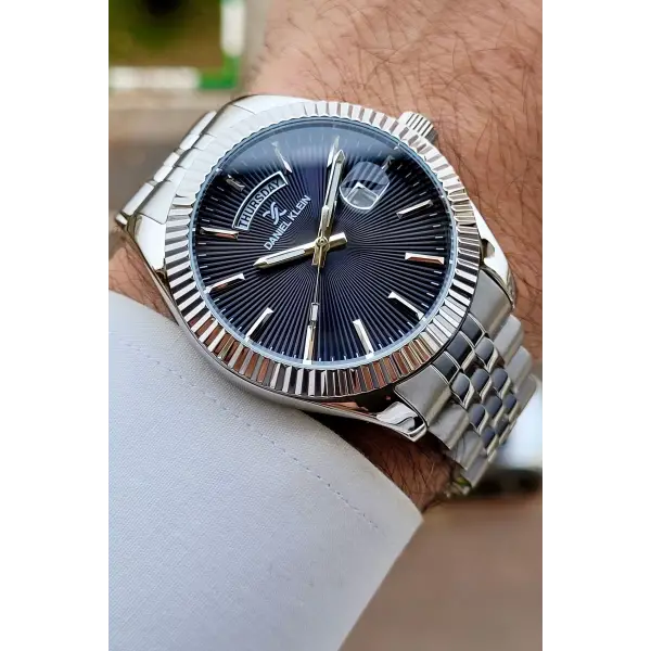 Kadranı Lacivert Kordonu Gümüş Renk 42 mm Fonksiyonlu Erkek Kol Saati