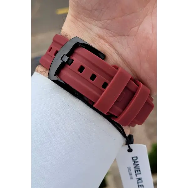 Daniel Klein DKISTE1571 Kasası Siyah Kordonu Bordo Renk Erkek Kol Saati