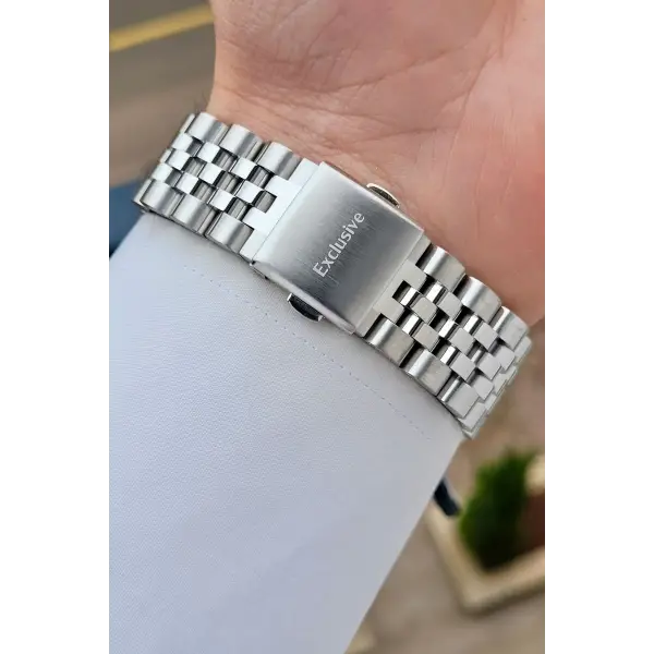 Daniel Klein DKISTE1601 Kadranı Lacivert Kordonu Gümüş Renk 42 mmErkek Kol Saati