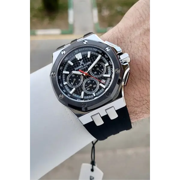 Daniel Klein DKISTE1594 Kasası Gümüş Kordonu Siyah Renk Göstergeleri Aktif Erkek Kol Saati