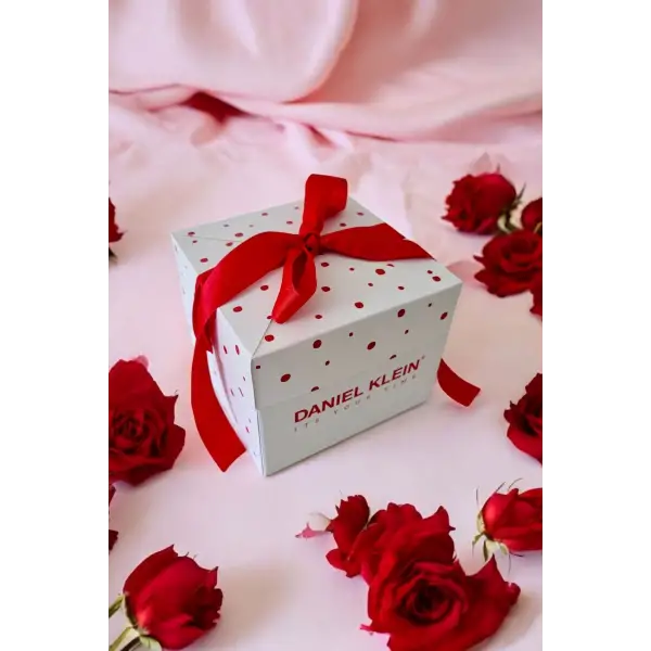 Kırmızı Kurdele Detaylı Hediye Kutusu