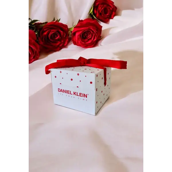 Kırmızı Kurdele Detaylı Hediye Kutusu