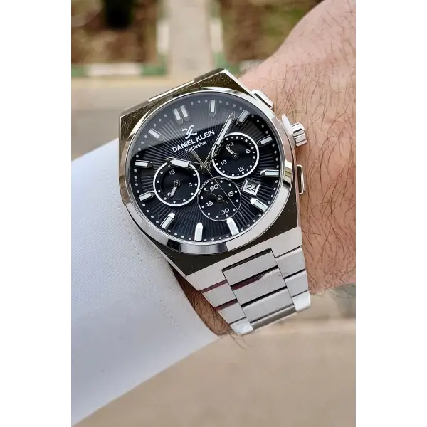 Kadranı Siyah Kordonu Gümüş Renk 42 mm Erkek Kol Saati