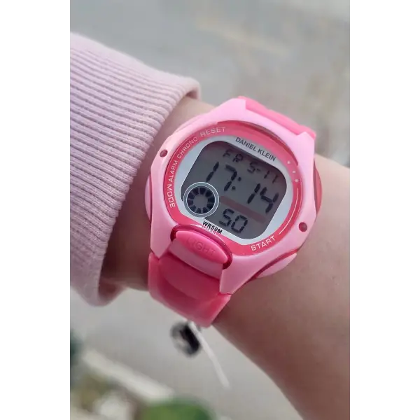 Pembe Renk Işıklı 5 ATM Çocuk Kol Saati