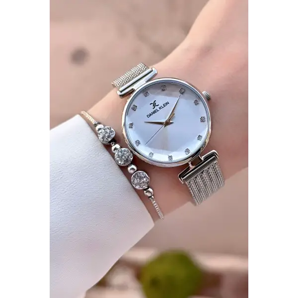 Gümüş Renk Hediye Paketli Kesme Cam Özel Seri Kadın Kol Saati - Bileklik