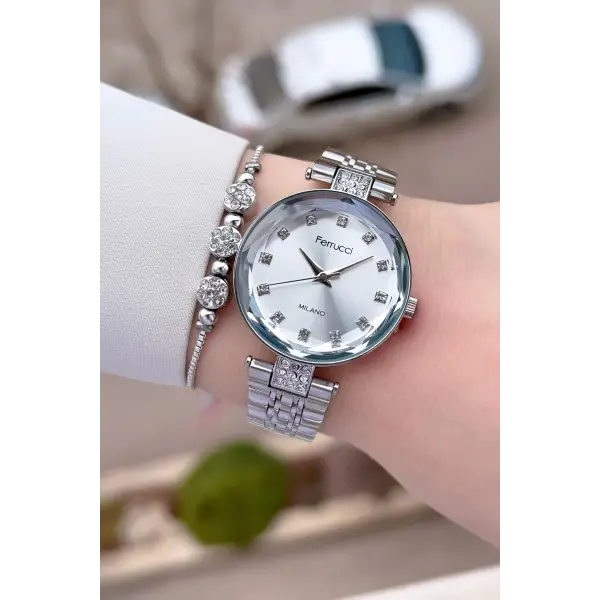 Gümüş Renk 32 Mm Kadın Kol Saati Ve Bileklik