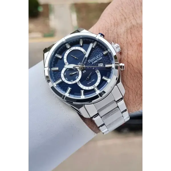 Kadranı Lacivert Kordonu Gümüş Renk 43 Mmgöstergeleri Aktif Erkek Kol Saati