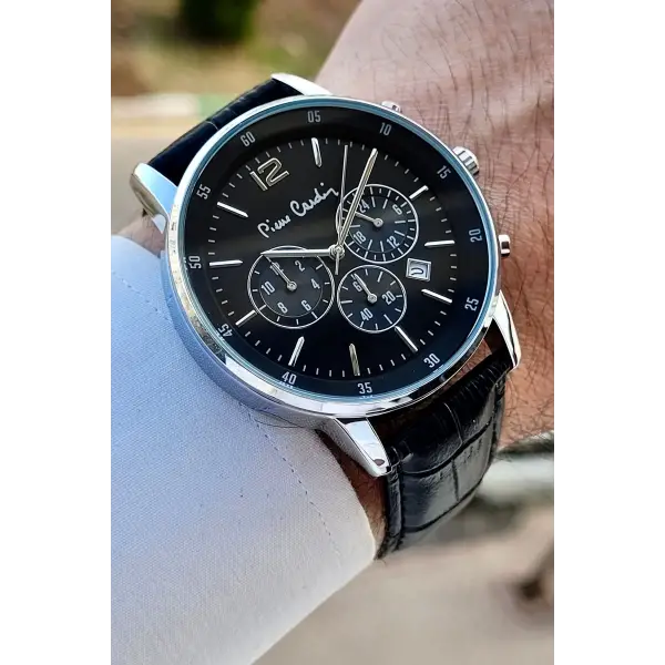 Kasası Gümüş Kordonu Siyah Renk 44 Mm Erkek Kol Saati