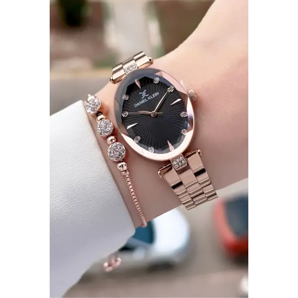 Rose Renk Kadın Kol Saati Ve Bileklik