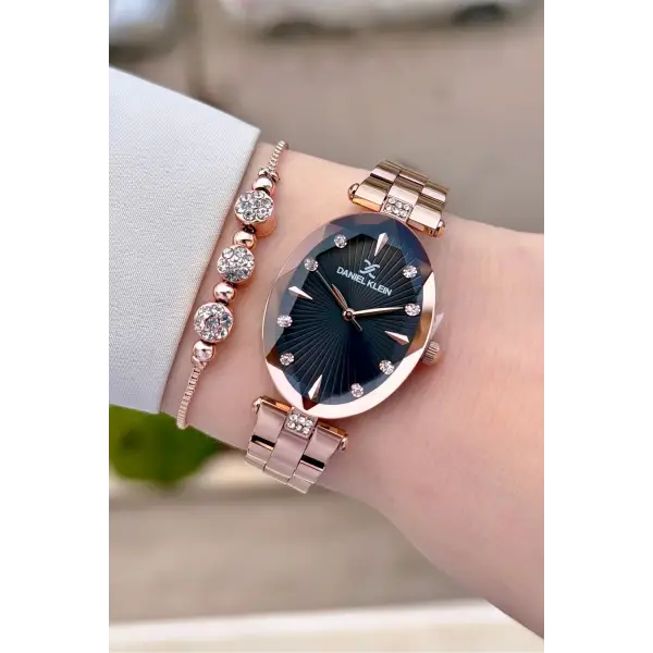 Rose Renk Kadın Kol Saati Ve Bileklik