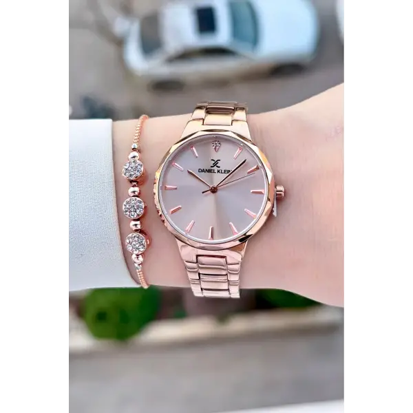 Rose Renk Kadın Kol Saati Bileklik