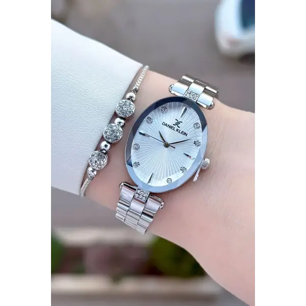 Gümüş Renk Kadın Kol Saati Ve Bileklik