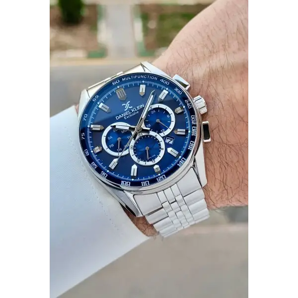 Kadranı Lacivert Kordonu Gümüş Renk Göstergeleri Aktif Erkek Kol Saati