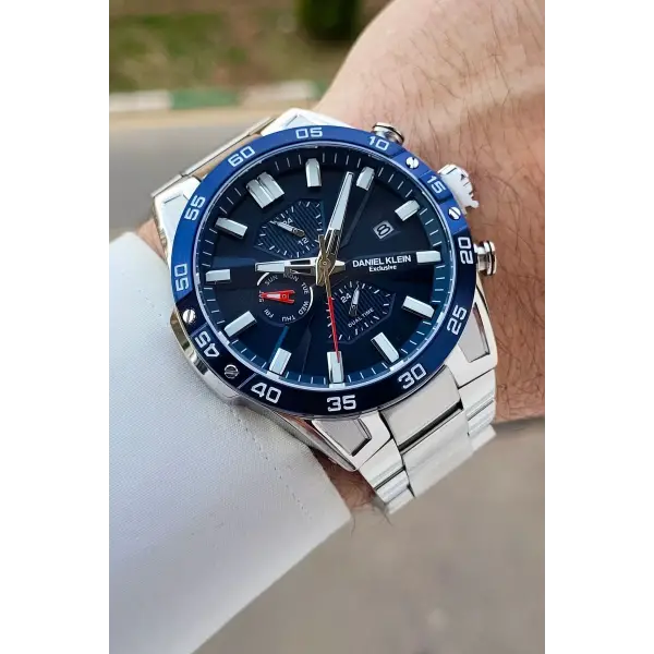 Kadranı Lacivert Kordonu Gümüş Renk Göstergeleri Aktif Erkek Kol Saati